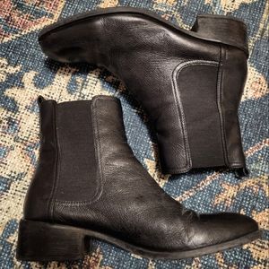 Leather Chelsea boots